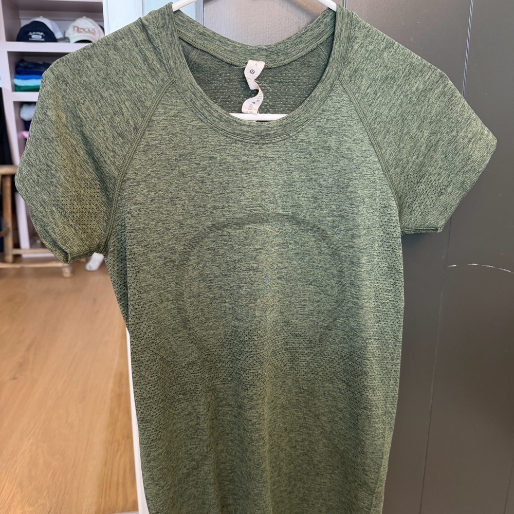 Lululemon Army Green Swiftly Tech Hip Length
